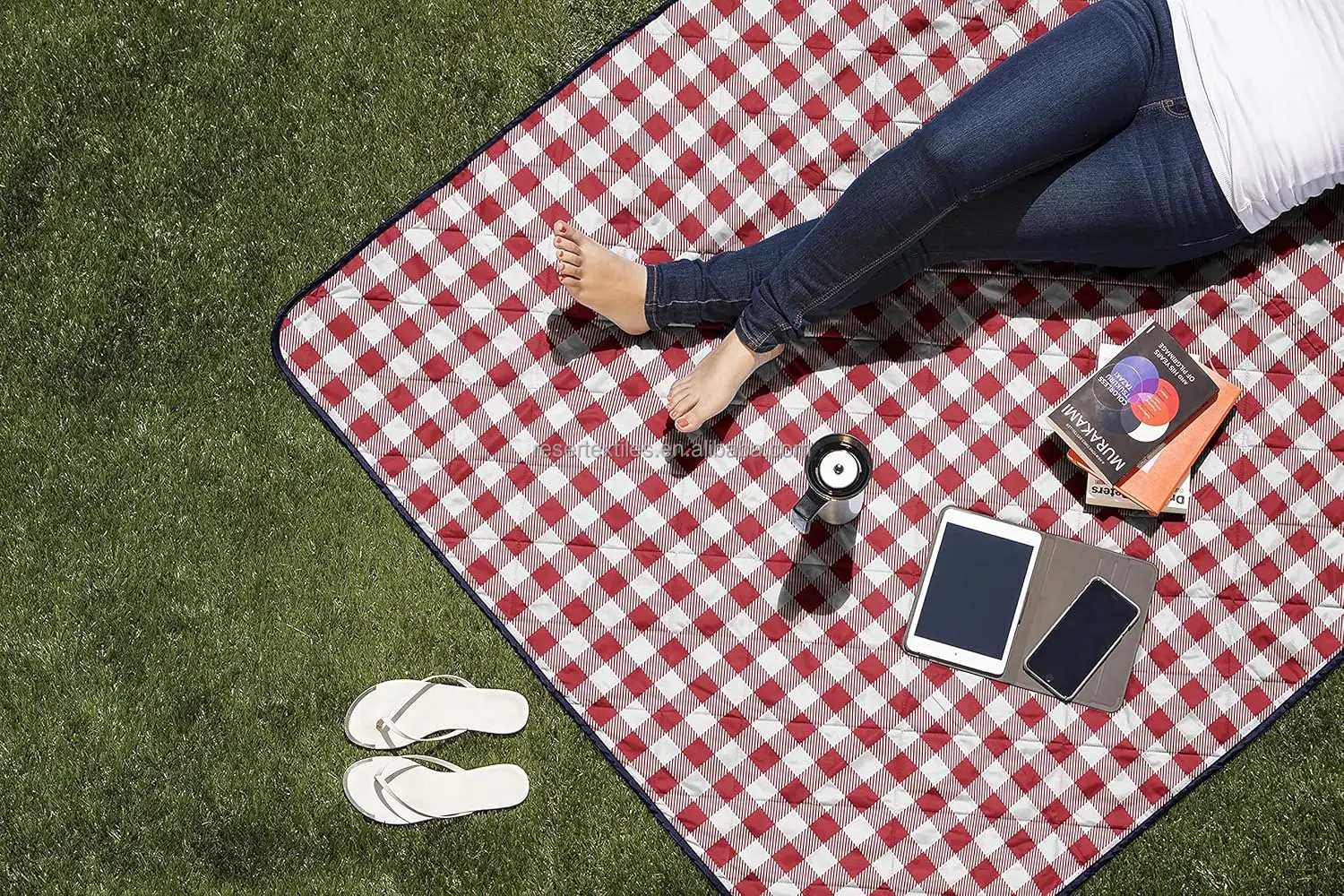 High Quality Modern Style Lightweight Portable Waterproof Mat Picnic Blanket Mat Rug  for Outdoor Sports Beach Camping Hiking