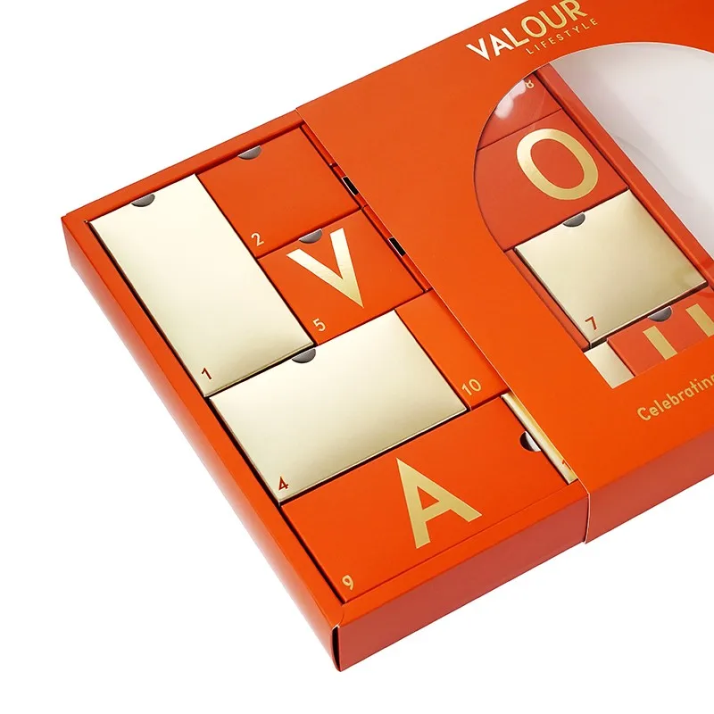 Individueller Weihnachts-Adventskalender-Karton mit Schublade und Fenster, Geschenkverpackung in Luxusausführung für den Countdown
