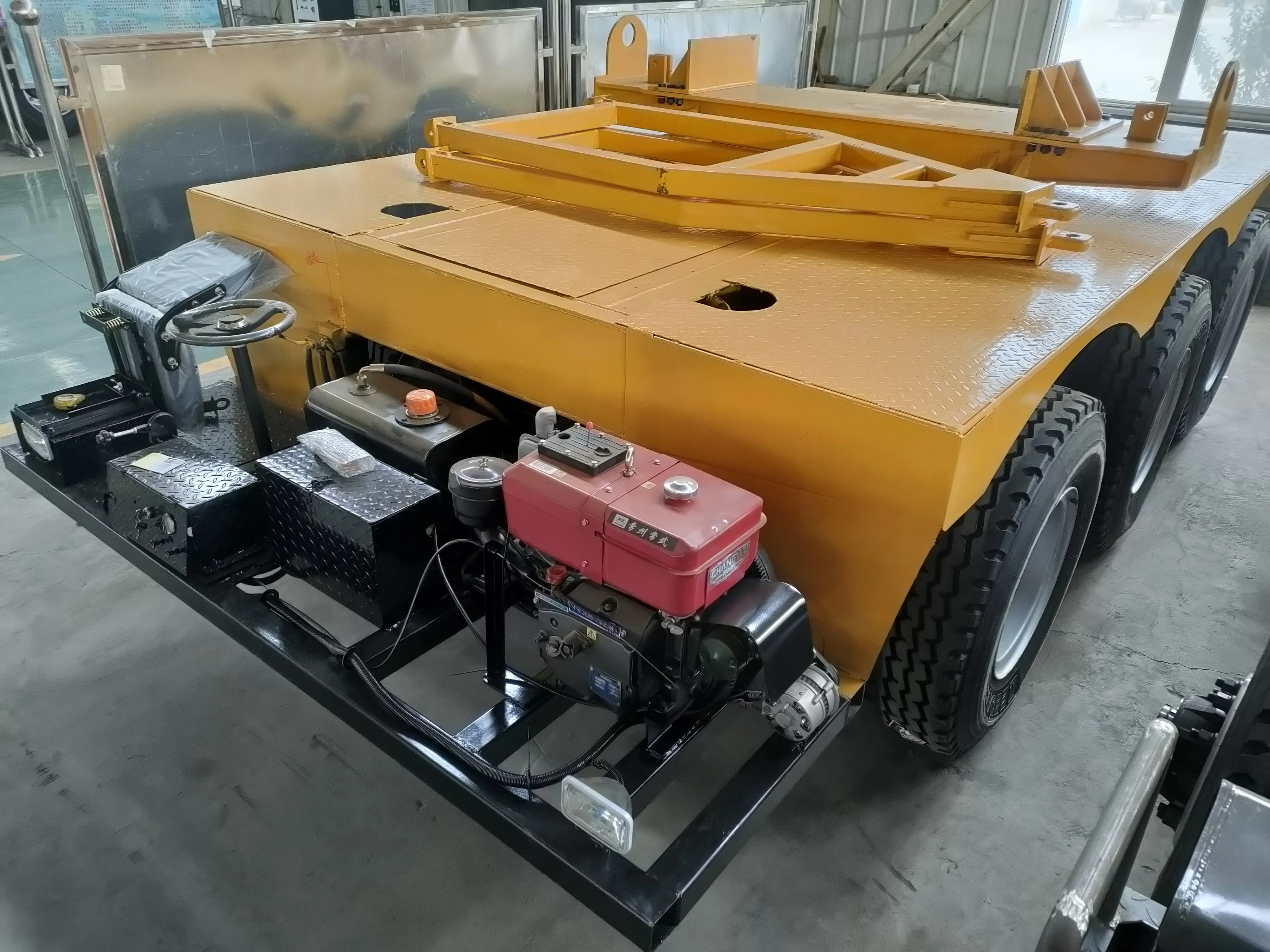 Factory Customized 80Tons Low Bed Construction Dolly Semi Trailer for Long Girder Beam Transport