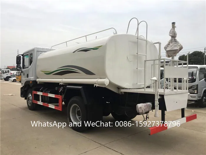 4x2 water truck.jpg