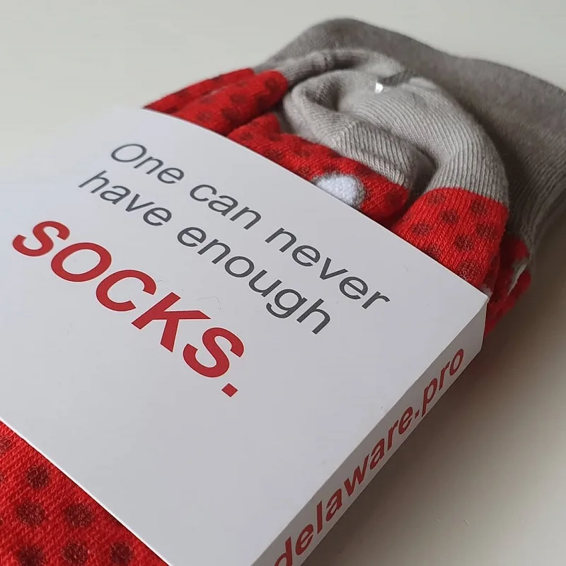 Custom Brown Kraft Paper Socks Sleeve Packaging Tags