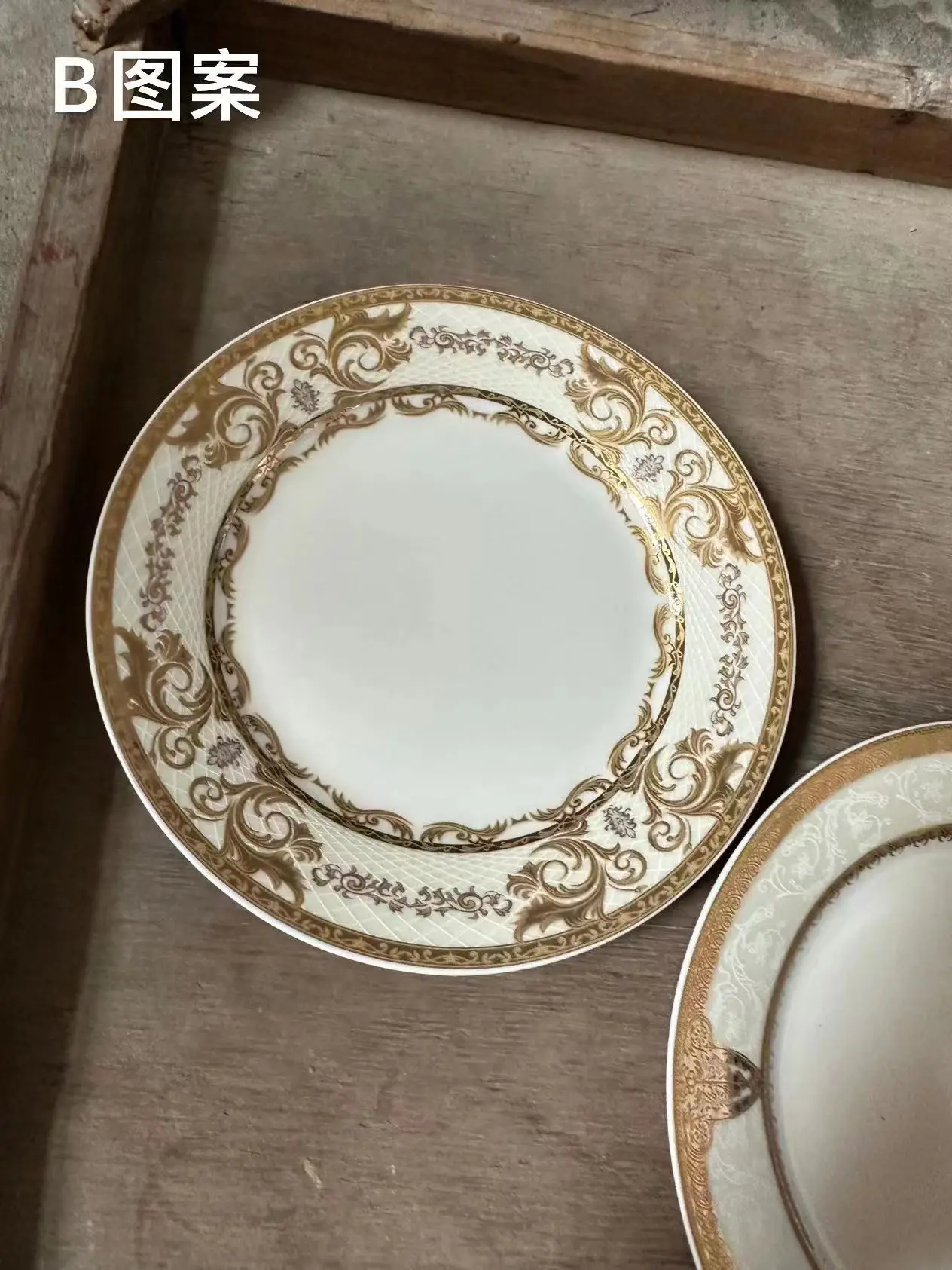 58pcs Luxury Tableware Set Golden Bone China Ceramic Plates