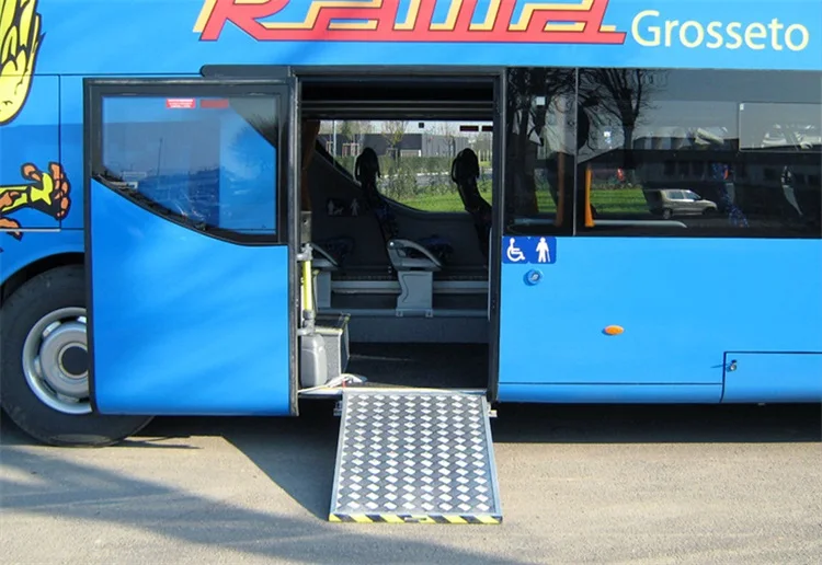 350kg Bus Loading Manual Aluminum Wheelchair Ramp for Disabled and ...