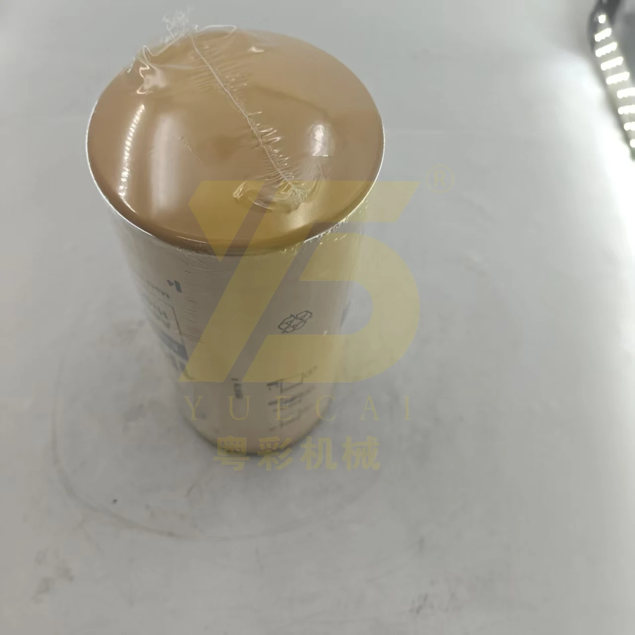 YUE CAI Excavator Engine Spare Parts Oil Filter 1R1807 1R-1807 for 235B 312D 320B 320D