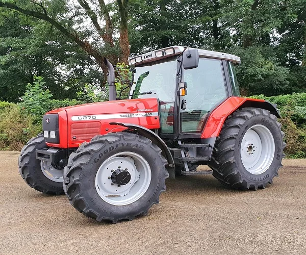 ご当地キティ　根付け　MASSEY FERGUSON ご当地キティ 根付け MASSEY FERGUSON ハローキティ - ご当地