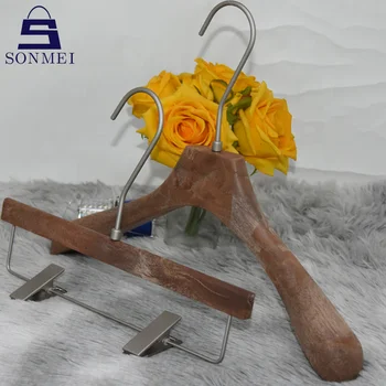 Hot Selling Heavy Duty Customized Garment Brown Plastic Resin Hangers