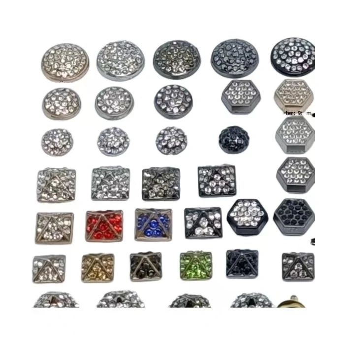 Квадратные заклепки для ногтей 8 мм