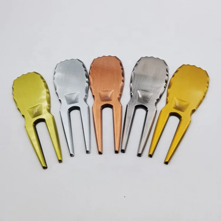 Personalized Metal Gift for Golfers Custom Pitchfork Mark Repair Tool Golf  Divot Tool With Name Engraved supplier