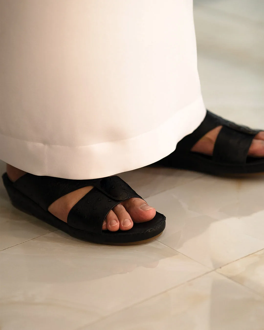 SHIKOL Jet Black Exotic Classic Ostrich Leather Sandals Italian Premium  Gulf Arab slippers for Men Handmade Arabic Sandals Dubai