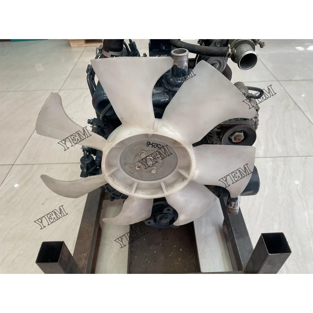 (90% New) D1105-T-ES03 Engine Assy 3000RPM 24.5KW for Kubota Loader 2