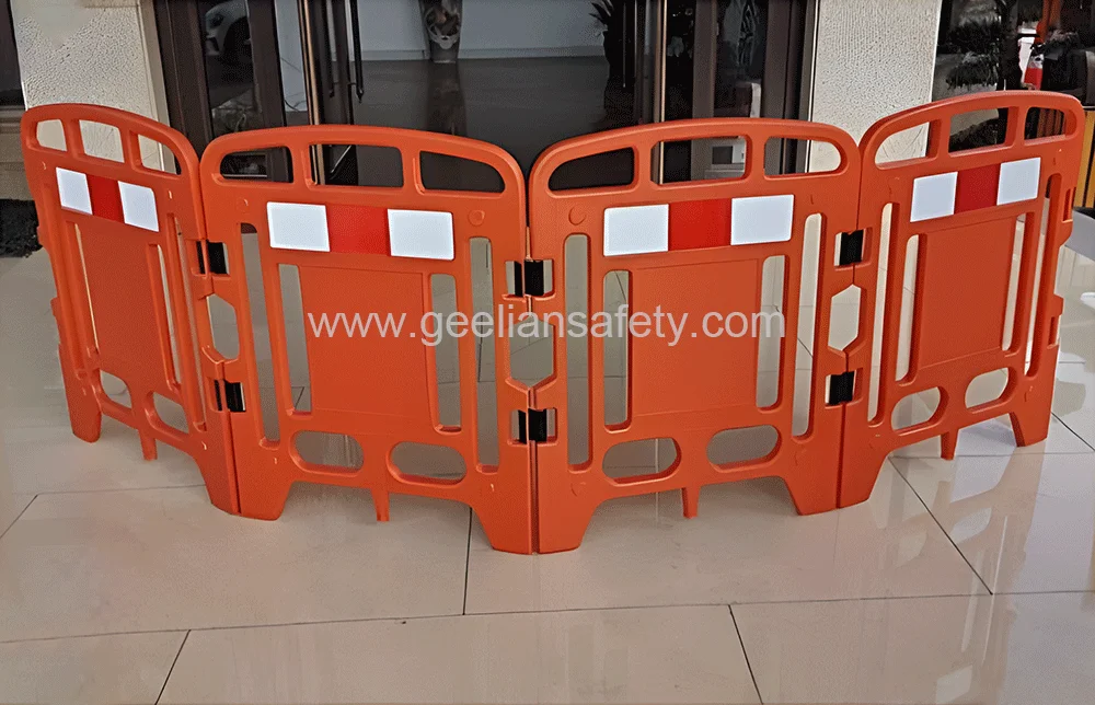 Polyethylene Plastic Road Wheeled Work Manhole Gate Barrier Lightweight