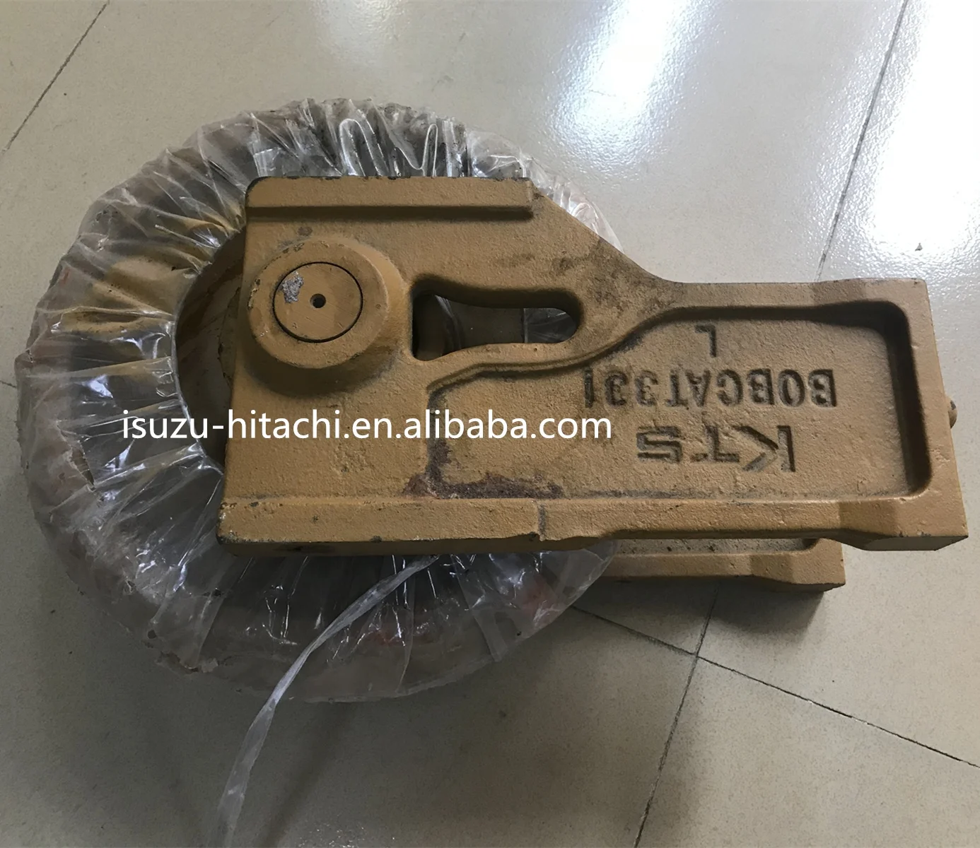 Bob-cat 331 Front Idler Excavator Undercarriage Parts 7113653 