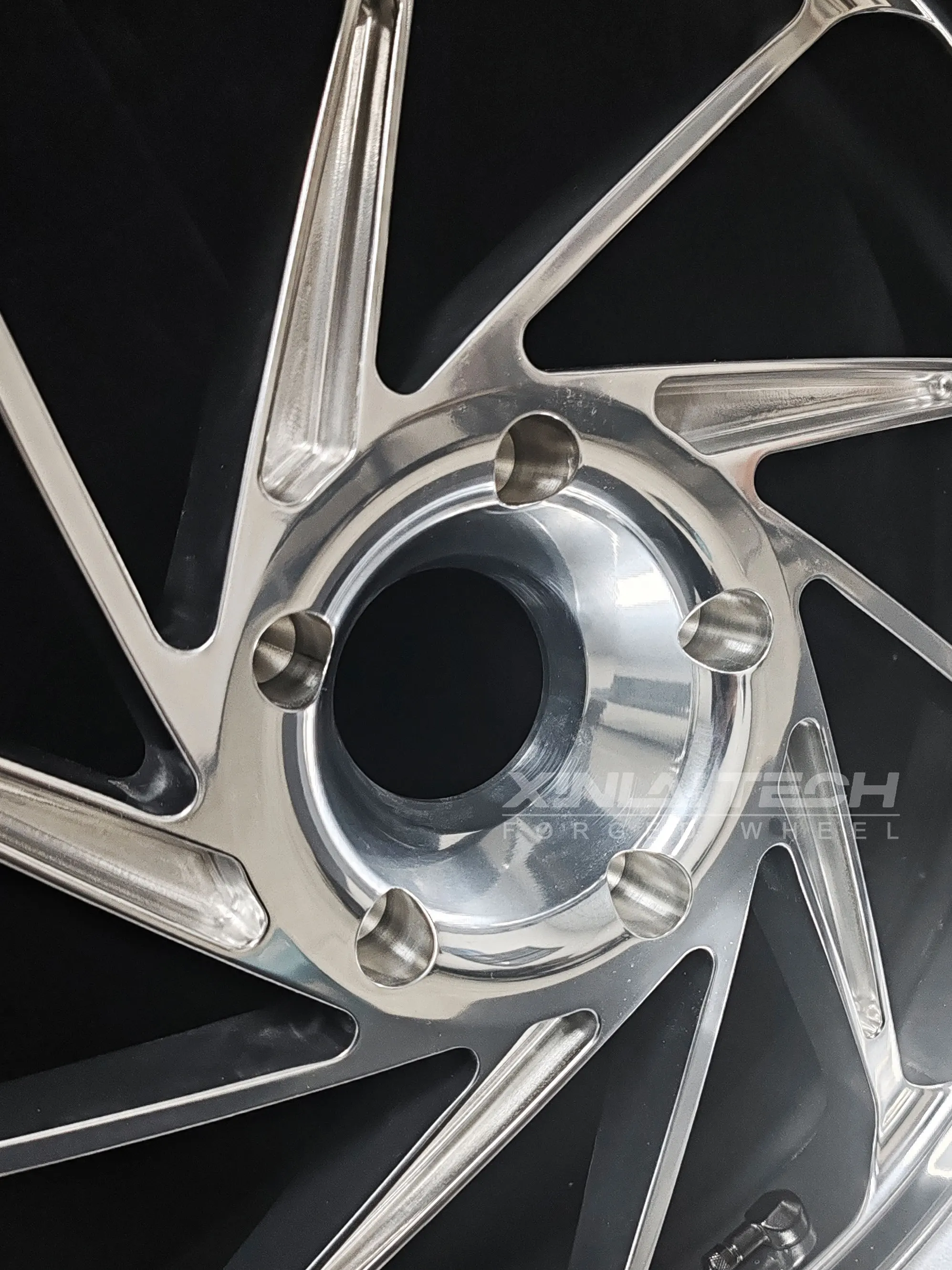 XL Forged Billet Aluminum Motorcycle Wheels Custom Anodized Surface Rims for BMW R NineT Classic Roadster Front Rear Wheels - Image 3