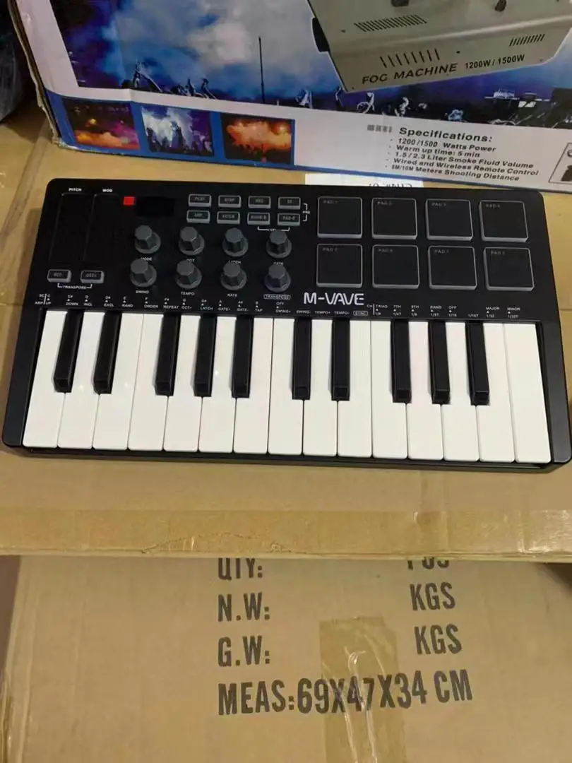 M-VAVE MIDIキーボードMIDIコントローラーポータブル配置