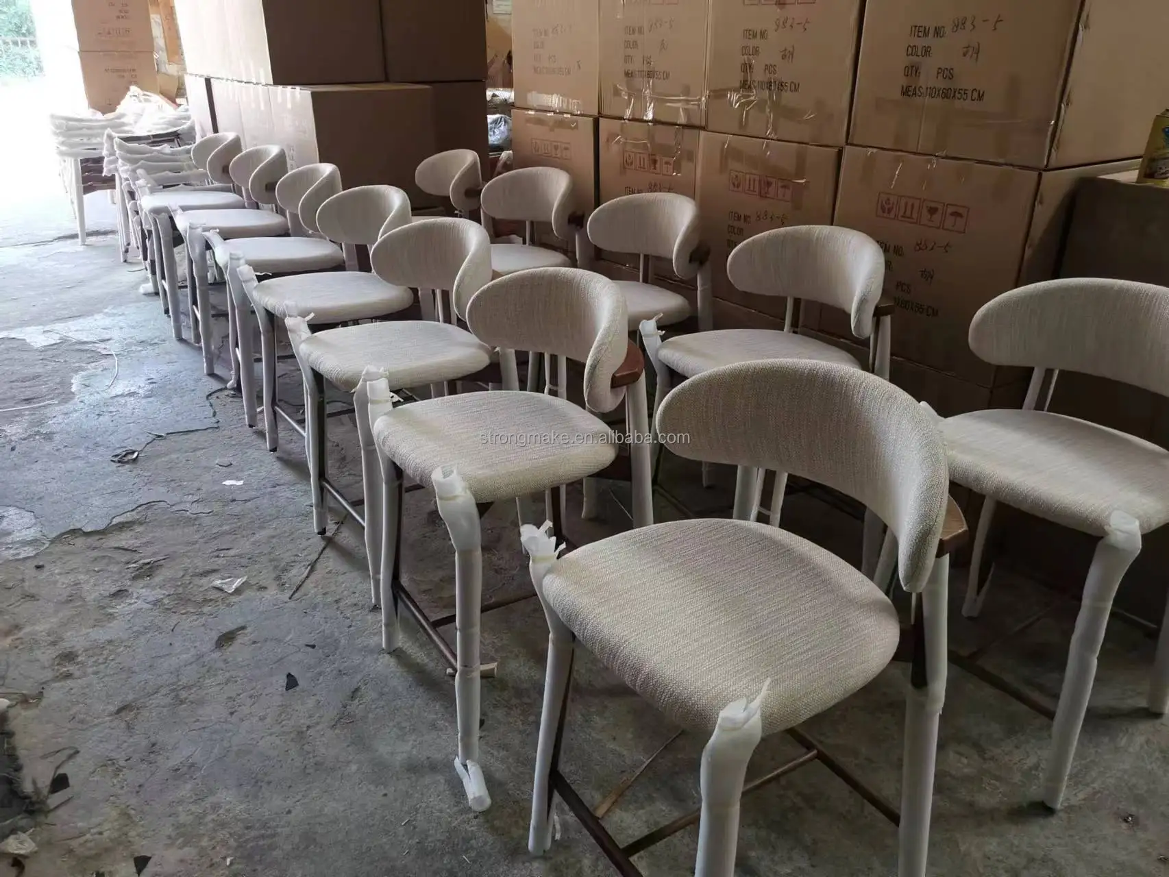 Custom White Luxury Modern Counter Height Barstool Wooden Breakfast Kitchen Island High Chair