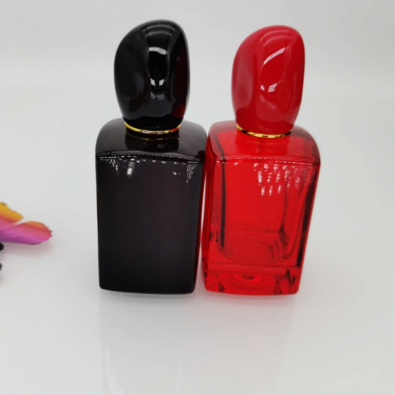 Wholesale Custom 50ml Luxury Empty Eco Friendly square  Perfume Bottle Refillable Perfume Bottles High Quality Spray Perfume