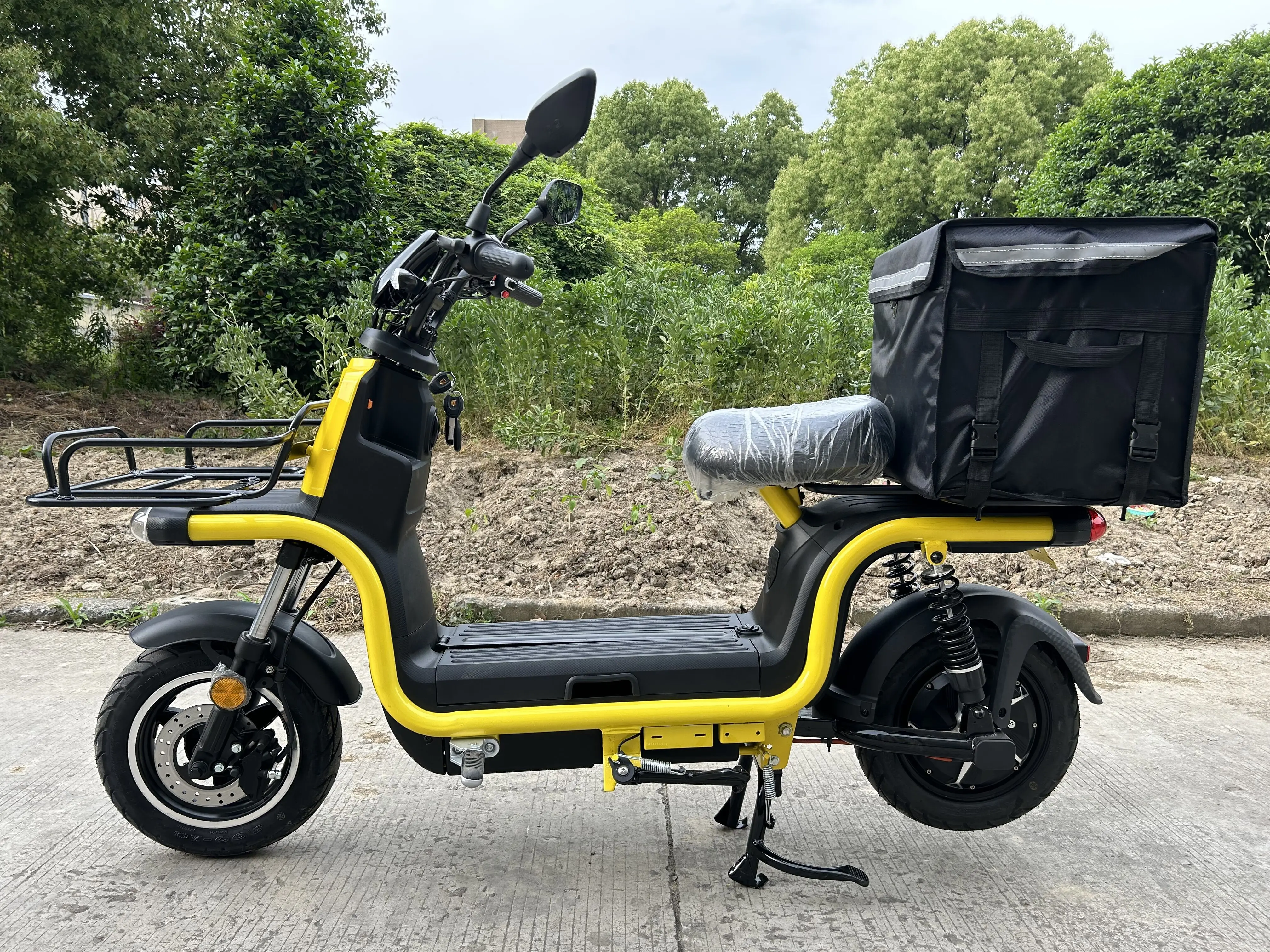 Cheaper 2 Wheel Electric Scooter Cargo Bike 60V Bikes Motorcycle 1500W 52ah Battery Motocicletas Elctricas Cafe Racer Motorcycle