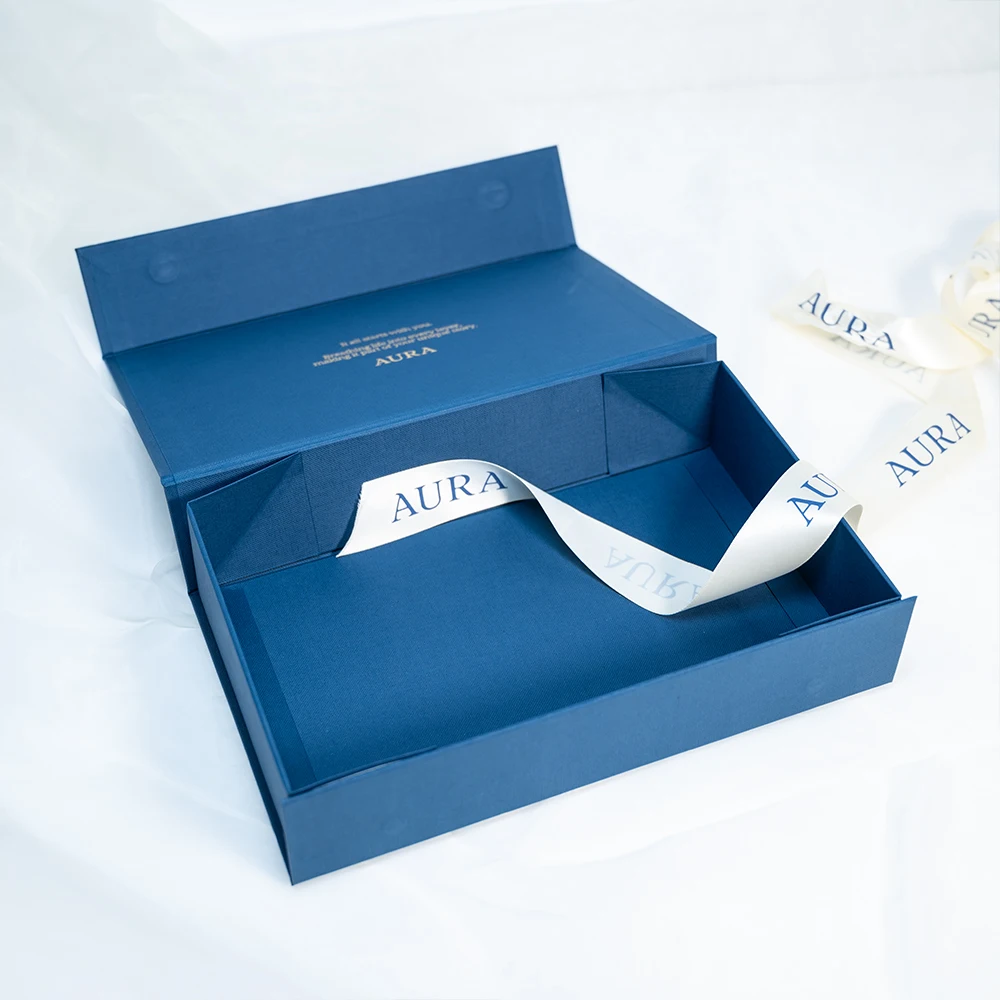 Papier Cadeau de Noël Texture Artisanale à Motif Métallique Logo Rigide Fait à la Main à Rabat avec Fermeture Magnétique Plié Précadéau