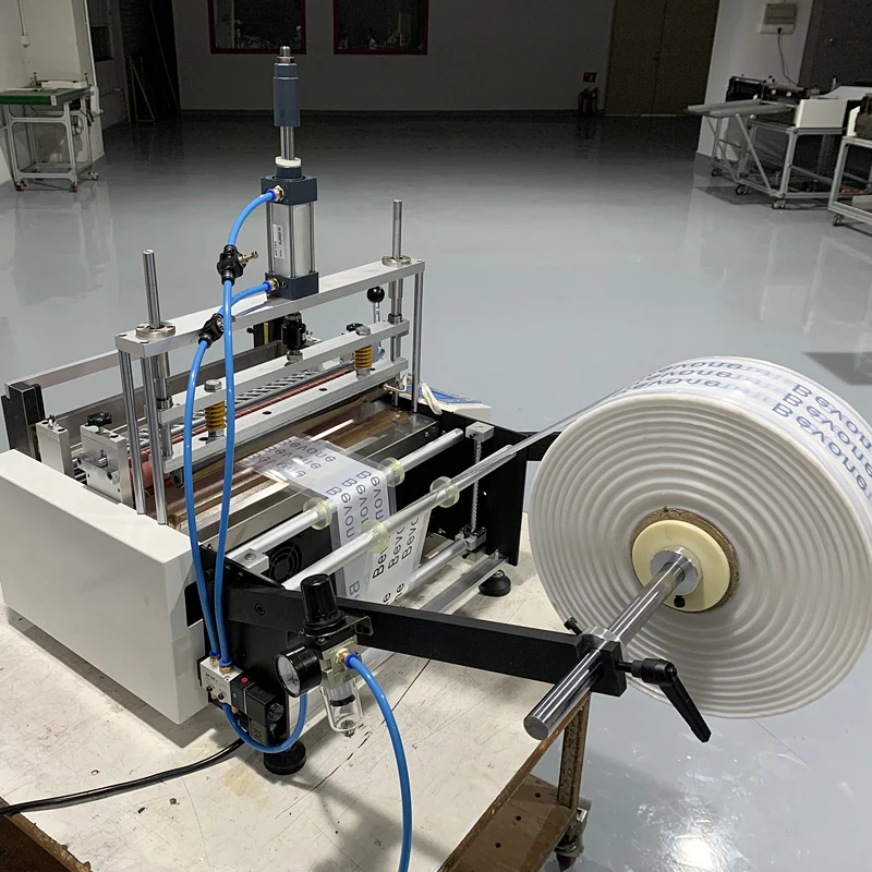 Wholesale Quality Small Plastic Flat Pocket Automatic Heat Sealing Cold