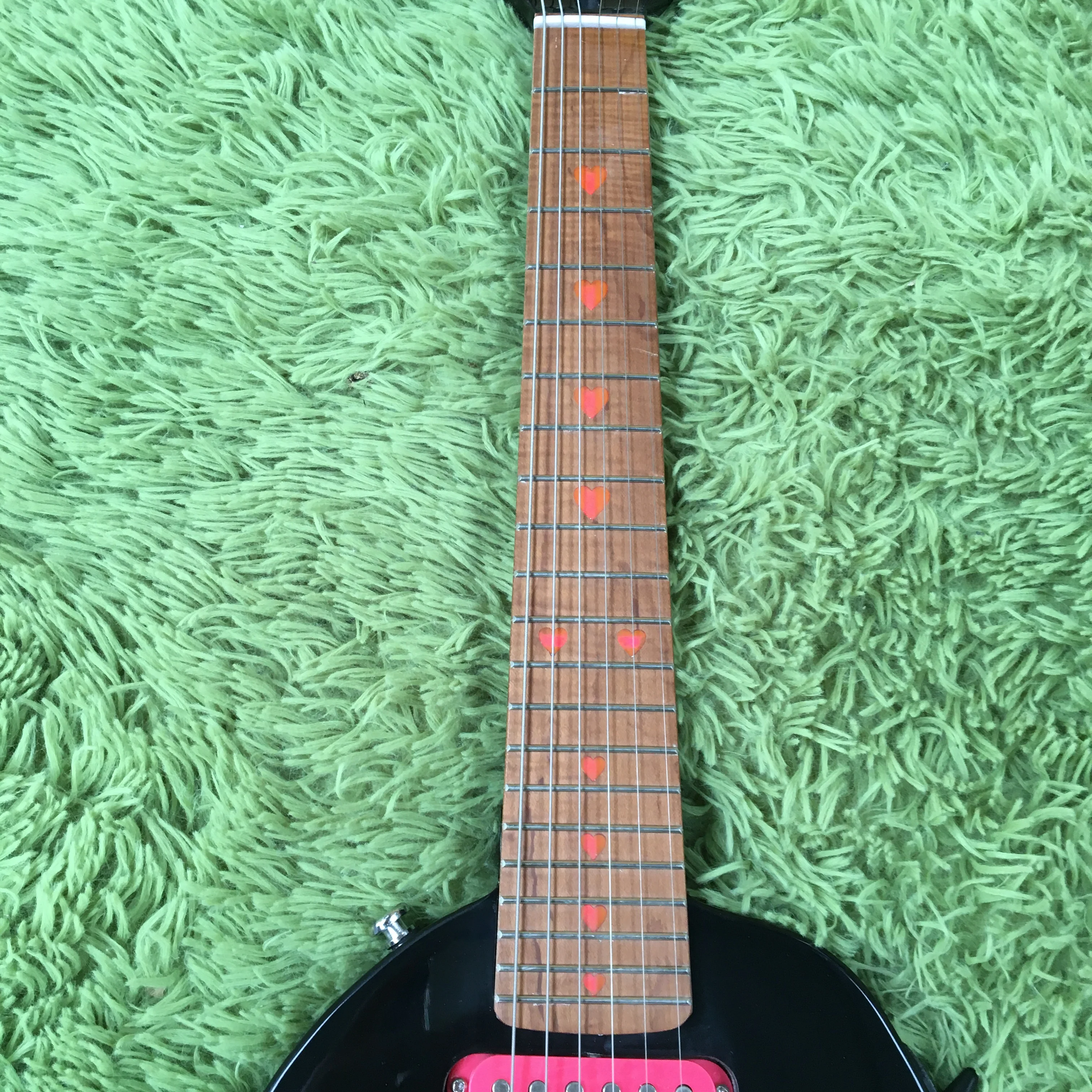 Cat Shape Electric Guitar - Custom OEM Guitar with Fast Free