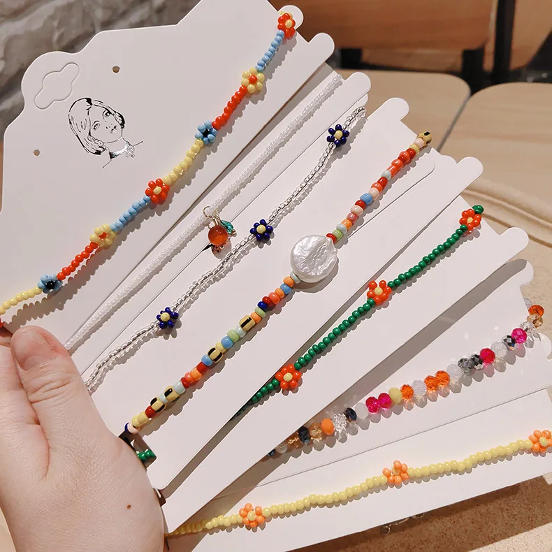 Kpop Beaded Necklace with Hand-Woven Daisies Chic Clavicle Choker