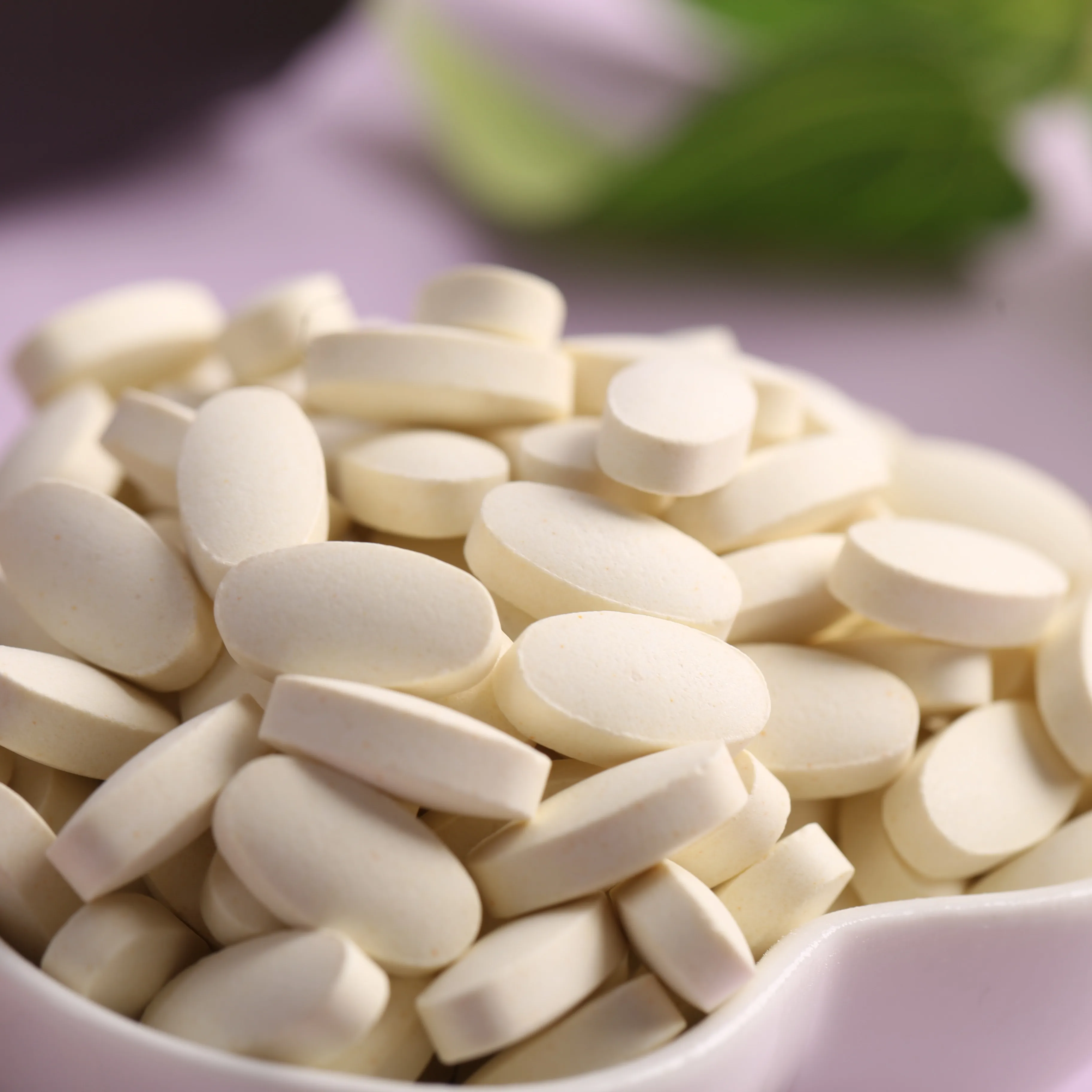 iron and folic acid tablets