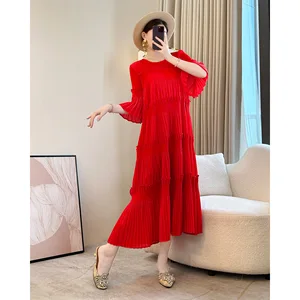 A generation of summer new 2026 fat mm size belly slim mother A word temperament red dress