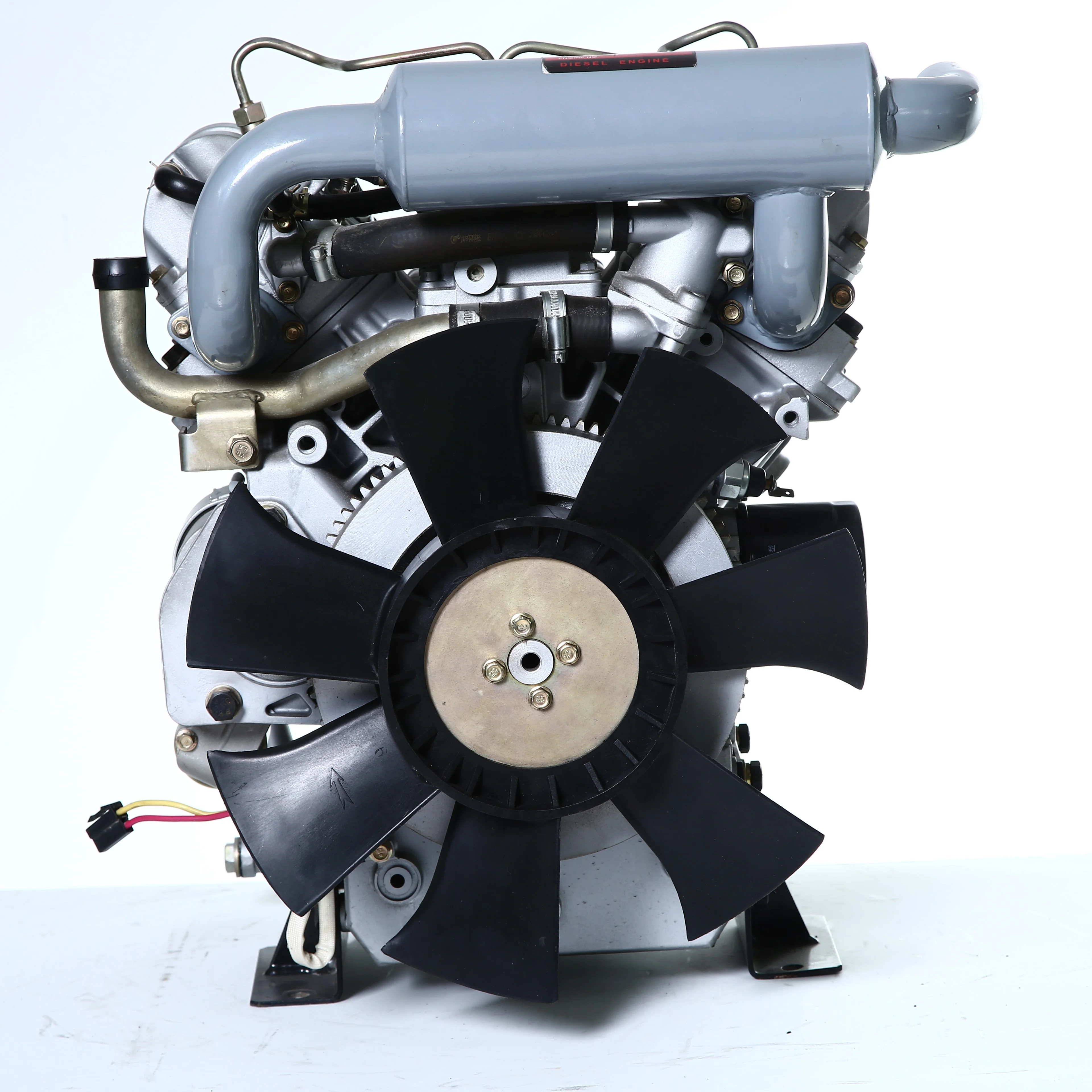 21hp v 双缸水冷立轴柴油发动机用于割草机拖拉机 