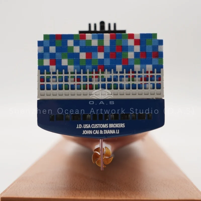 Exquisite WANHAI container ship model made of alloy material, fully customized for logo and color. High simulation detail, perfect ornament for office display, maritime exhibition and premium business gifts for shipping industry.Amber@vesselmodel.com Tel：+86 18038048785