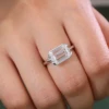 Anillo de oro amarillo de 10 quilates con diamante de laboratorio