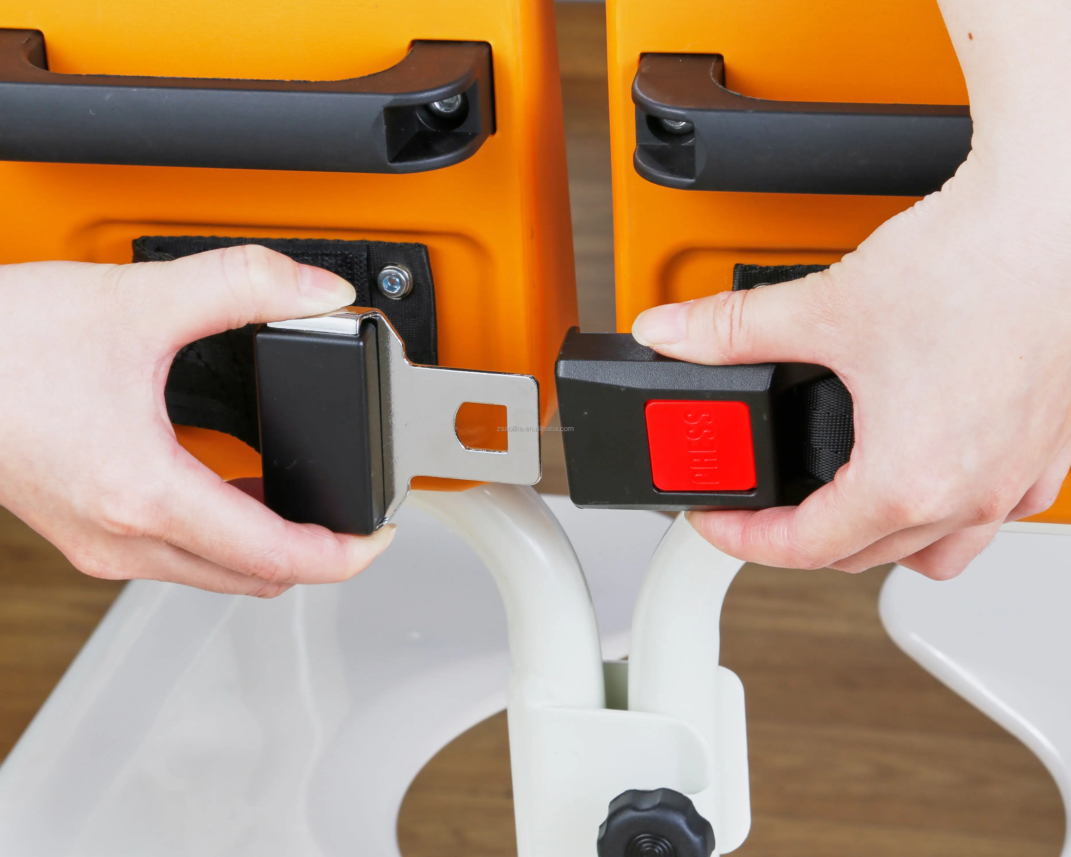 Hot Sale Movable Nursing Adjustable Control Manual Rehabilitation Patient Transfer Commode Chair for Elderly
