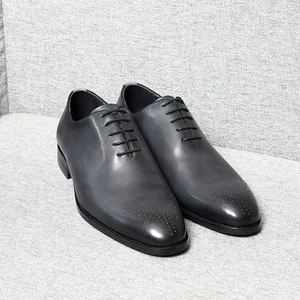 Italian Style Round  Toe Luxury Handmade Leather Classy Men Dress Letter Oxford Wedding Groom Dress Shoes