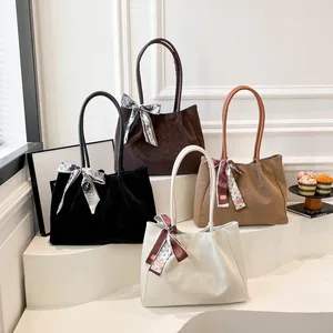 Trend Retro Solid Color Handbag Single Shoulder Tote Bag with Silk Scarf Autumn and Winter New Women's Bag