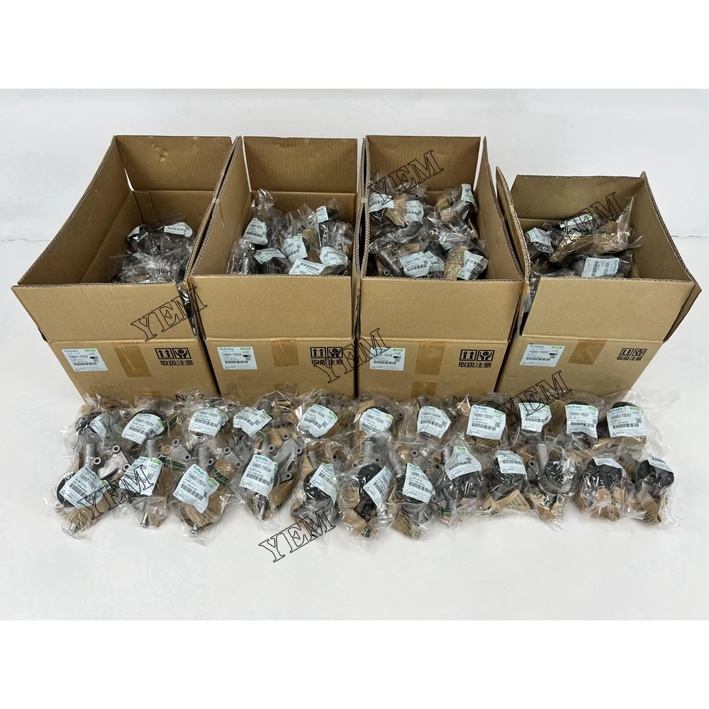 Repair Kit D902 19883-73034 Water Pump for Kubota Engine Parts China Manufacturer