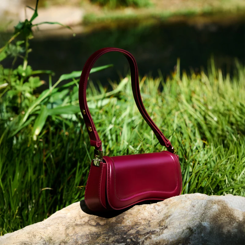 High Quality Cow Leather Cross Body Shoulder Messenger Bags for Women Ladies Soft Handbags with Zip Closure Fashionable Style