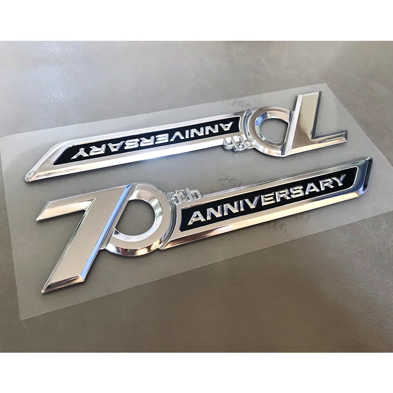 ランドクルーザー300 70周年エディション クロームバッジ 車体ステッカー用