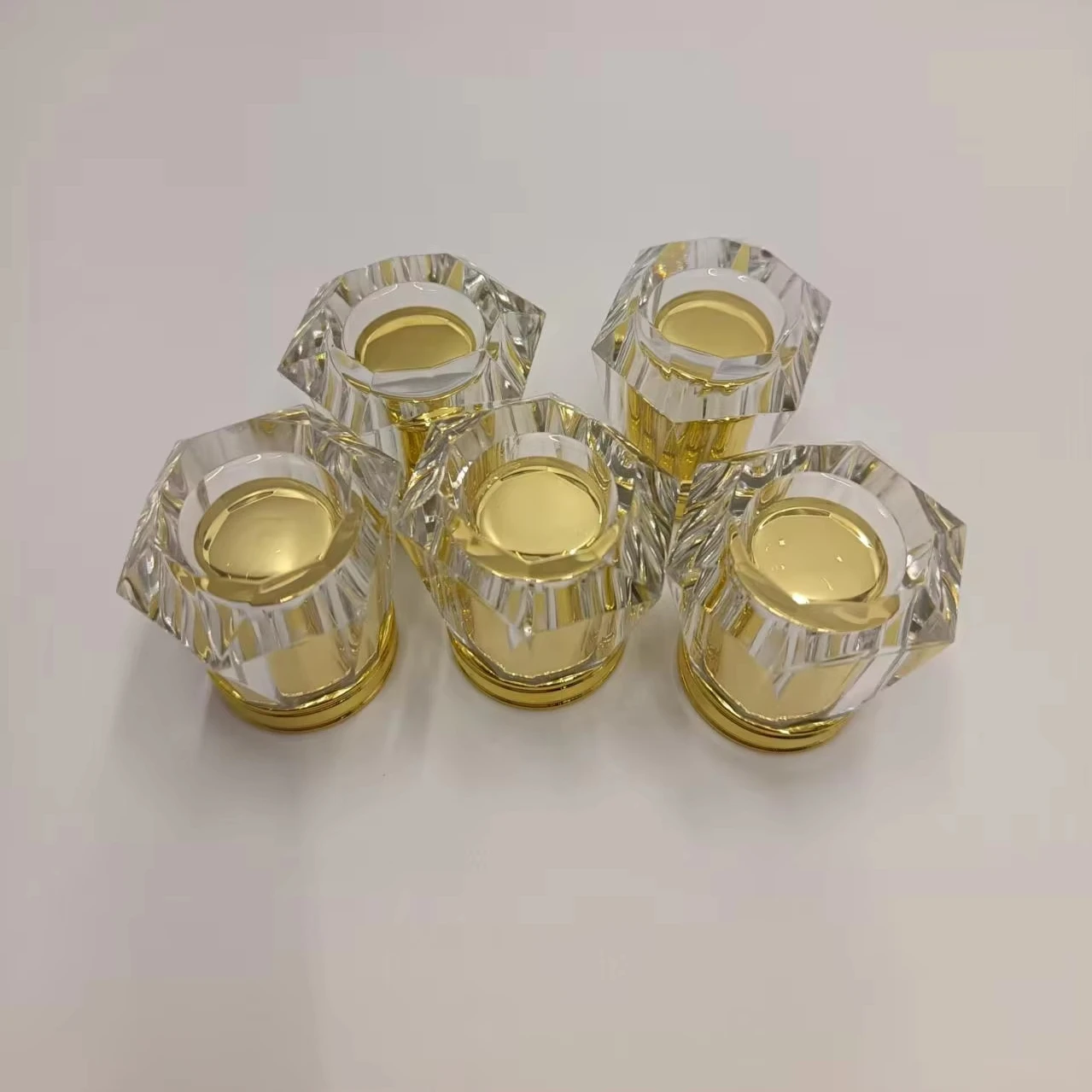Factory Customized Shape Surlyn Acrylic  Crystal Perfume Bottle Cap Premium Lids & Closures