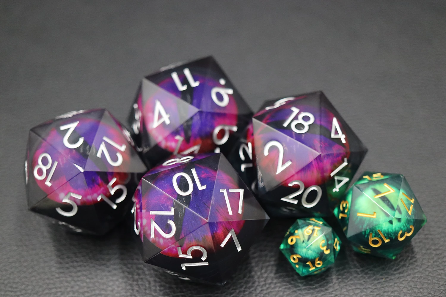 Purple Dragon Eye D20 Single RPG DND Jumbo 50mm Resin Dice with White Number manufacture