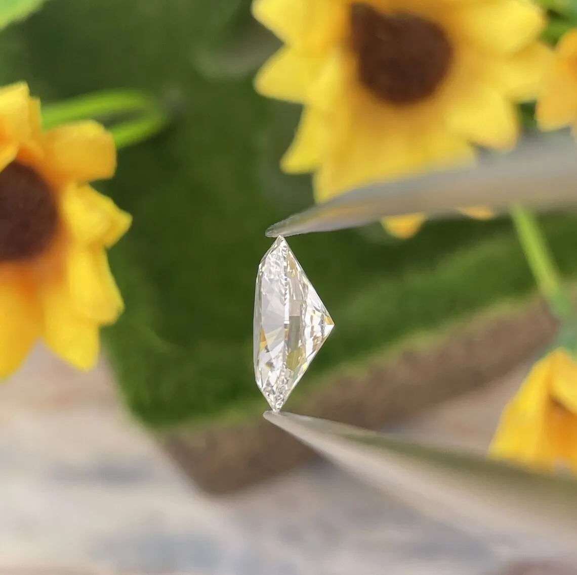 Wholesale Igi Certified Lab Grown Brilliant Cut Oval Diamond 3.2 Carat