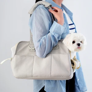 Wholesale Luxury Warm Portable Outdoor Shoulder Recycled Portable Pet Bags Breathable Cotton Travel Pets Travel Bags