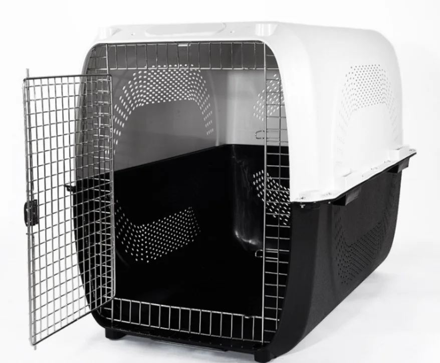 High Quality Outdoor Portable Airline Approved Plastic Dog Travel Crate