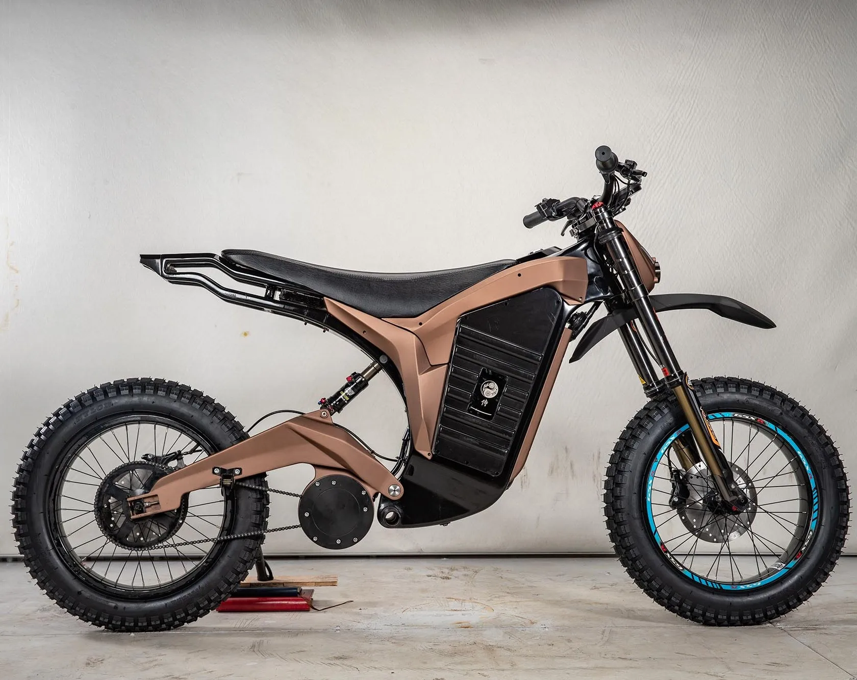 YUHONDA 5000w 72v E-Dirtbike High Power off-Road Motorcycle