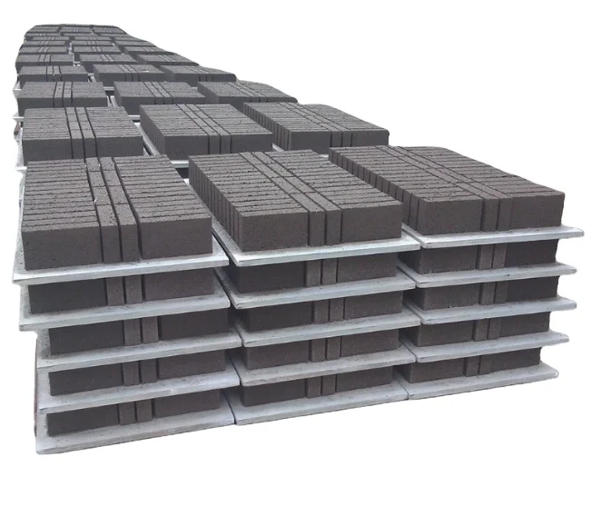 weight of pallet of bricks