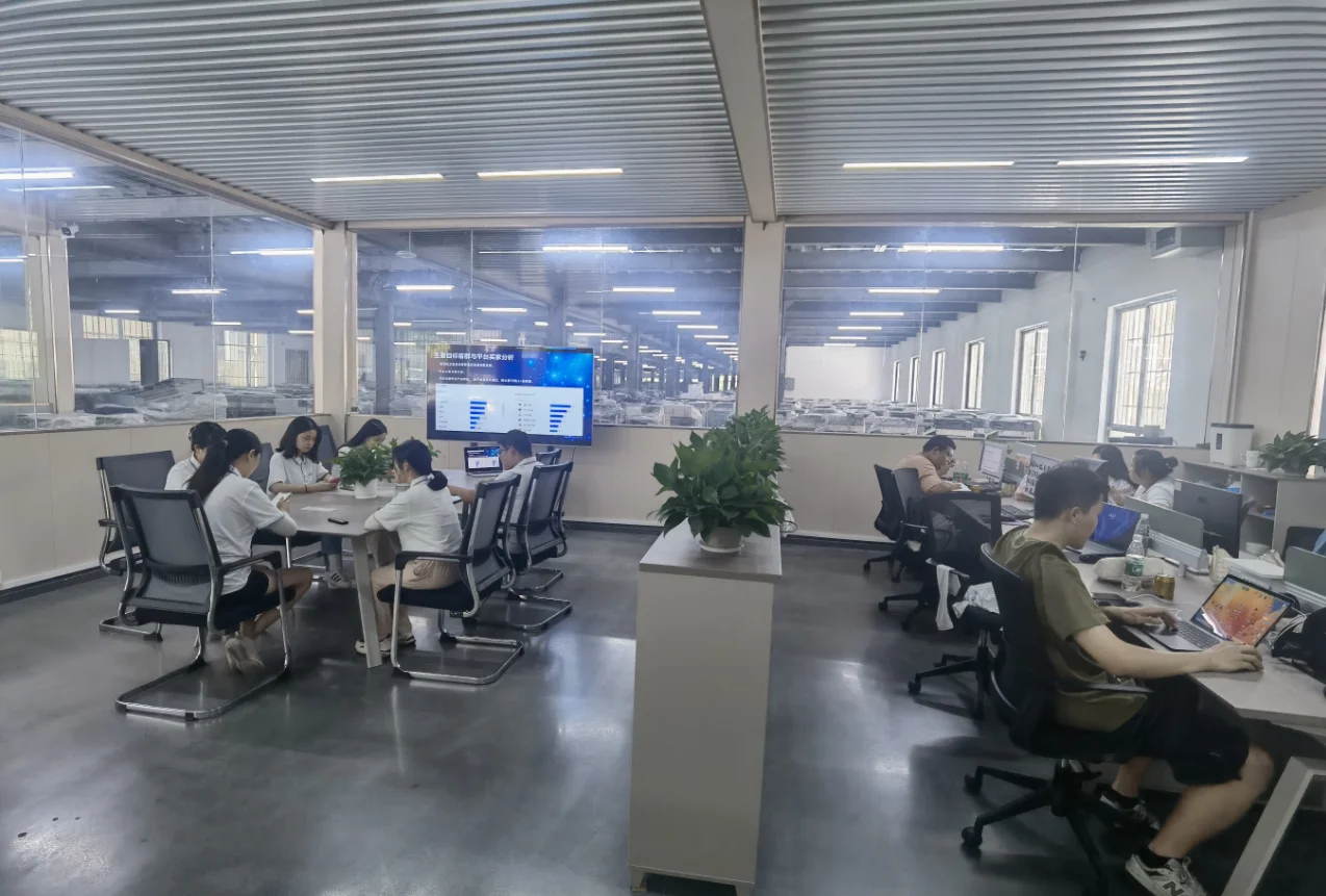 Foshan Shunfeng Office Equipment Co., Ltd. 1