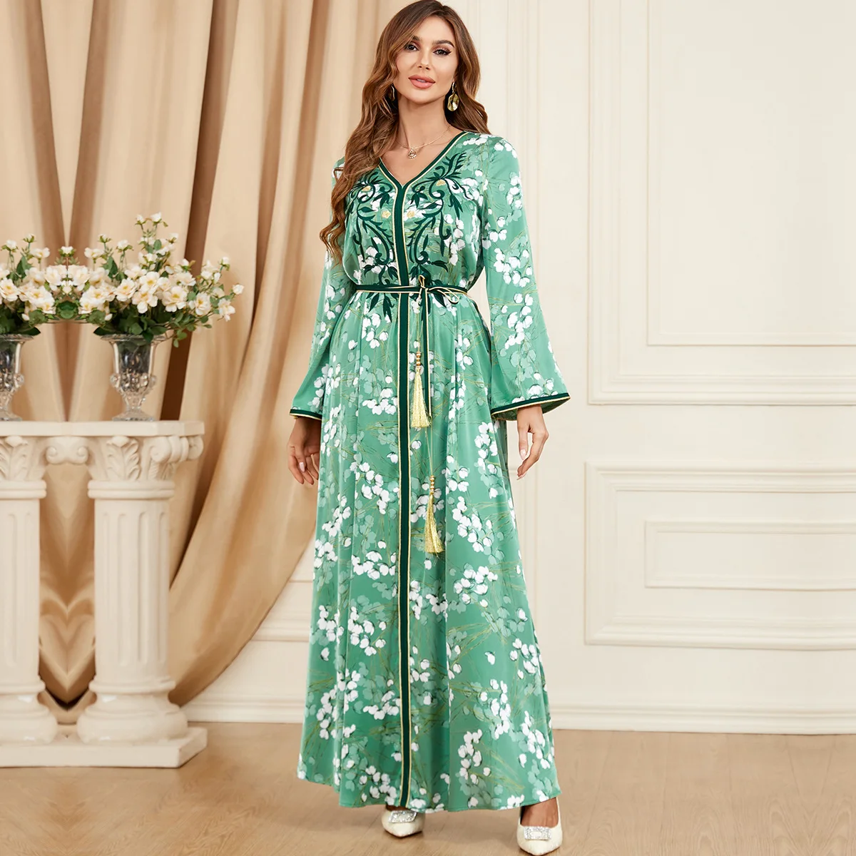 Modest Muslim Women's Long Dresses Autumn New Vintage Mexican Embroidered Floral Dress With Belt Dubai Abaya Wholesale