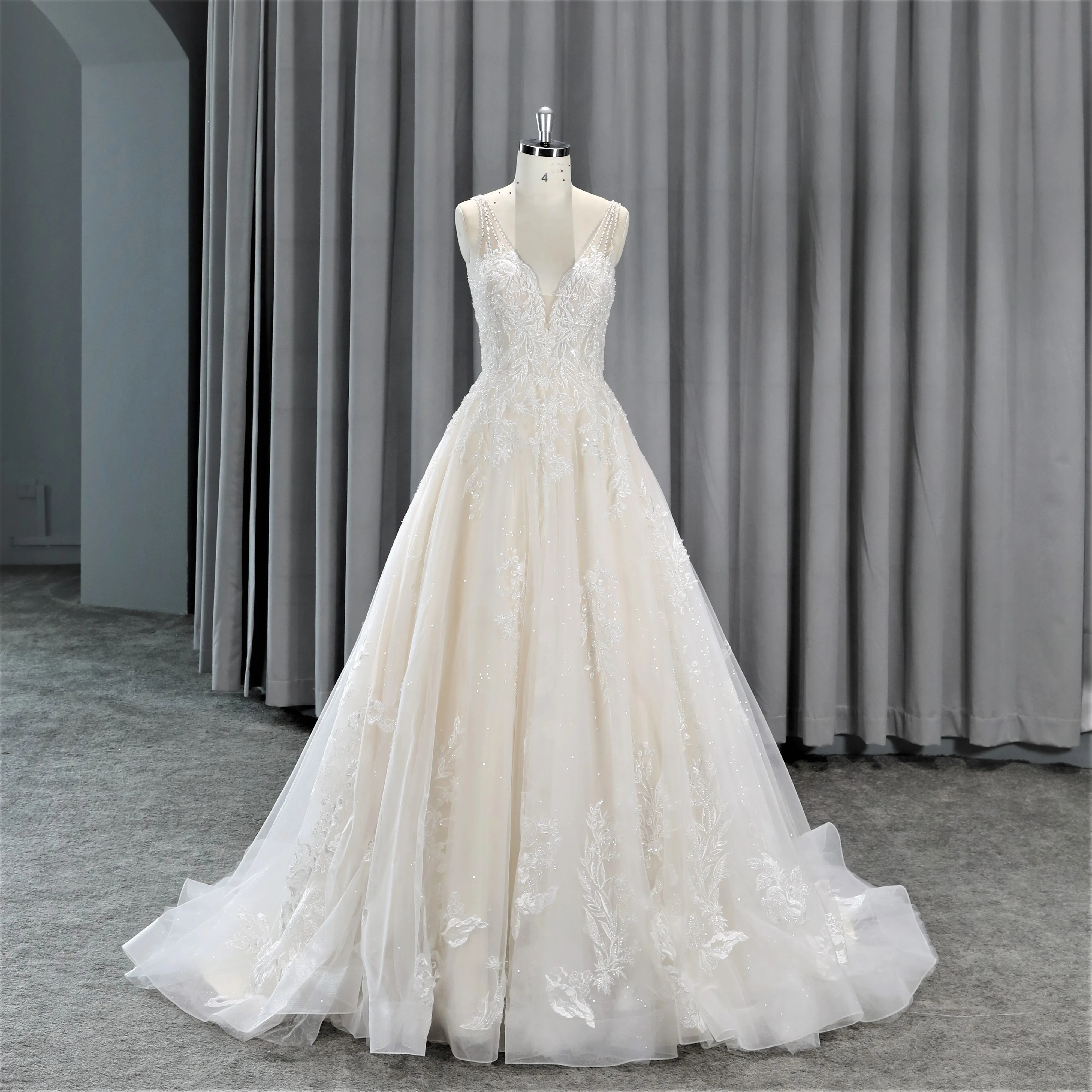 V Neck Luxury Wedding Dresses Laec Beading Vestidos De Novia Bridal ...