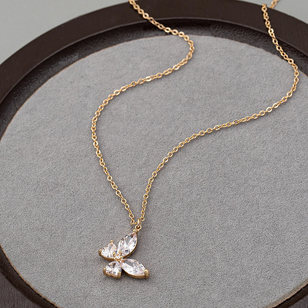 Wholesale Custom Fashion Simple Gold Plated Necklace butterfly Diamond Pendant Women's Necklace