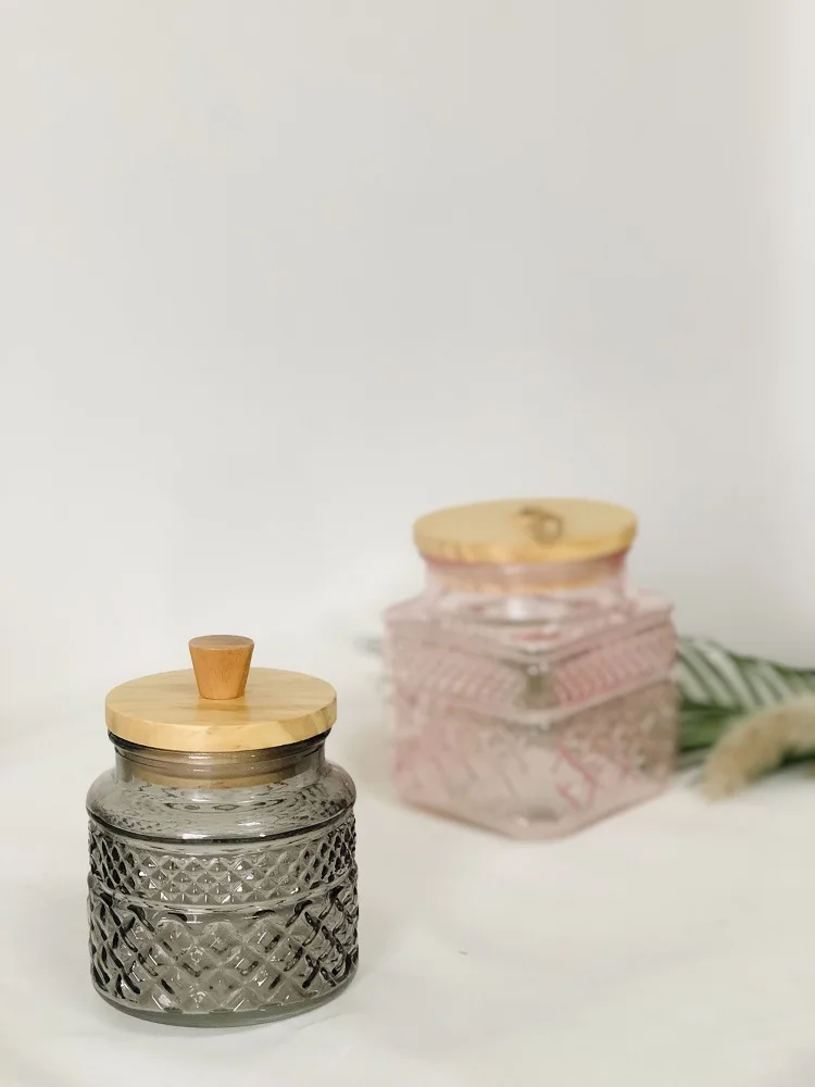 Custom Multi Color square sealed Glass Food Storage Jar with Wooden Lid