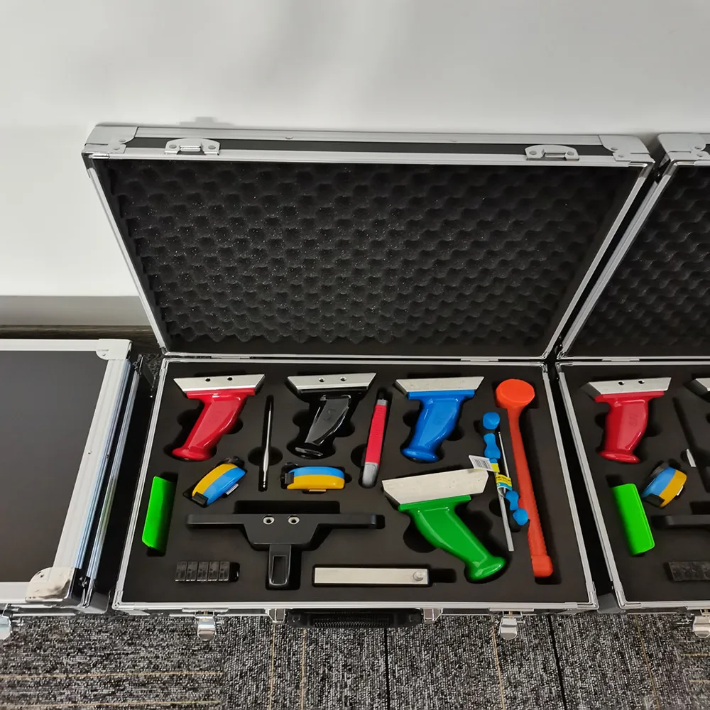 Pu/pir Pre Insulated Fabrication Duct Tool Box With P3 Phenolic Duct