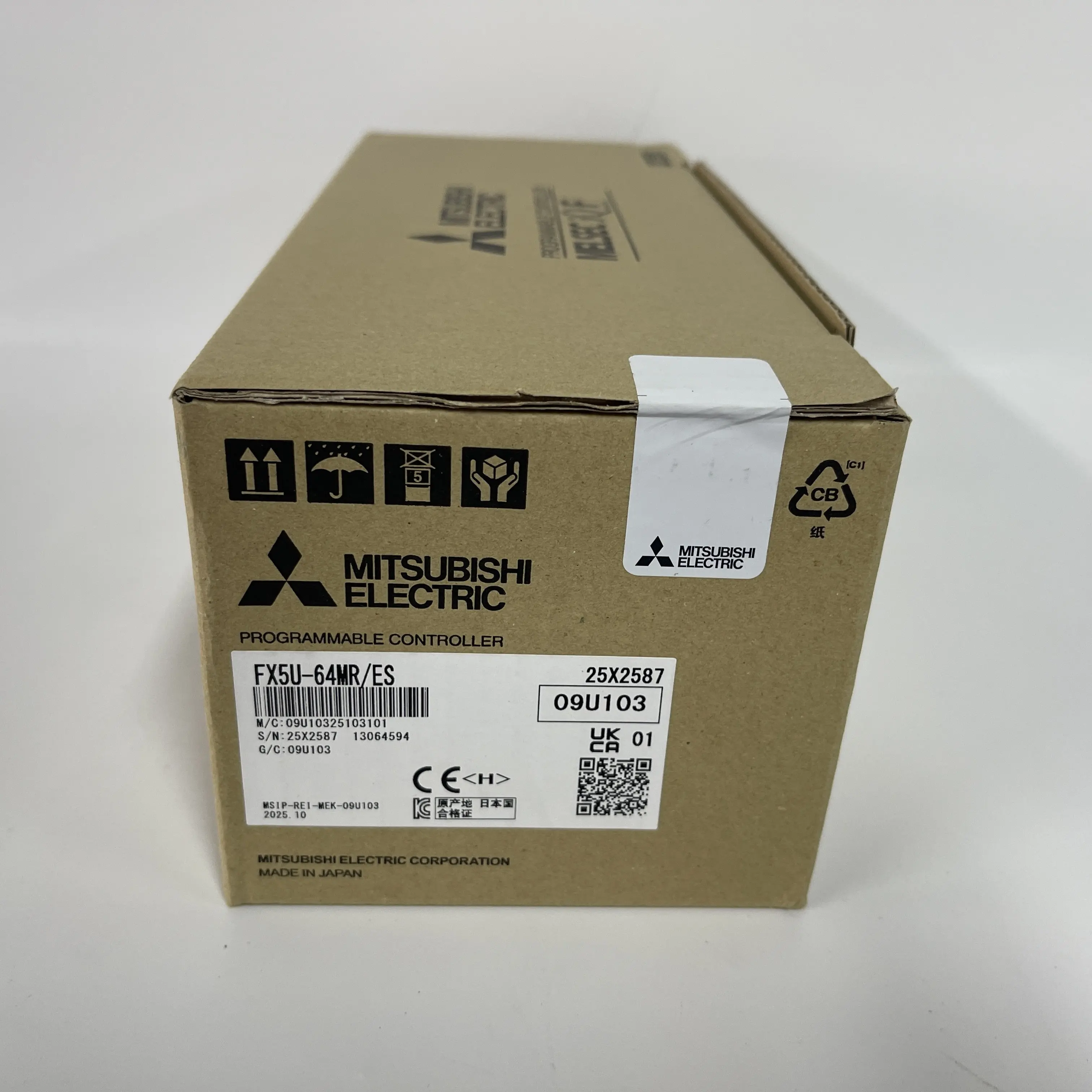 Mitsubishi Programmable Controller FX5U-64MR/ES